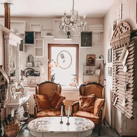 Cafe Einzigartig * Ρότενμπουργκ (Τάουμπερ)