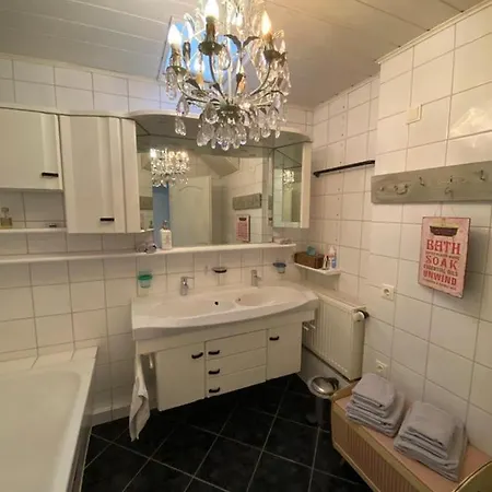 Apartment Cafe Einzigartig